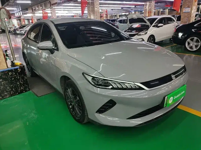 BYD Qin PLUS — Фото автомобиля 3