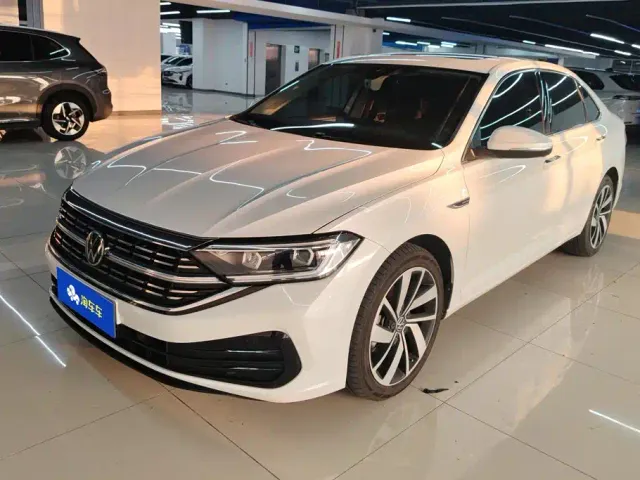 Фотография автомобиля — Volkswagen Sagitar