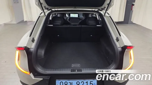 Kia EV6 — Фото автомобиля 22