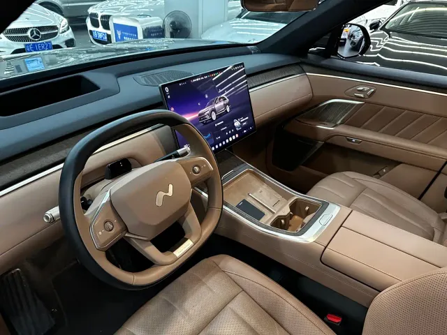 Onvo L90 — Фото автомобиля 11