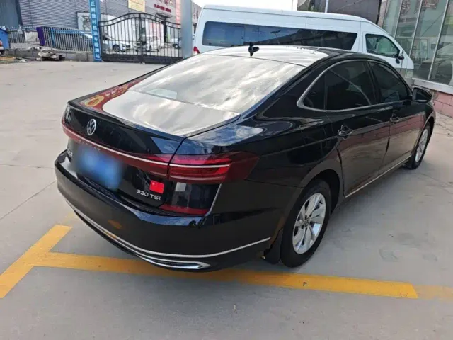 Volkswagen Passat — Фото автомобиля 6