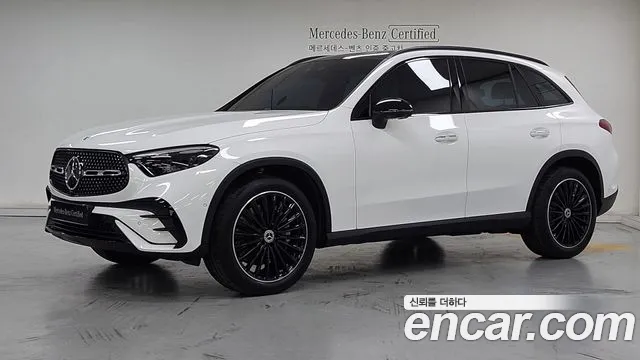 Фотография автомобиля — Mercedes-Benz GLC-Class