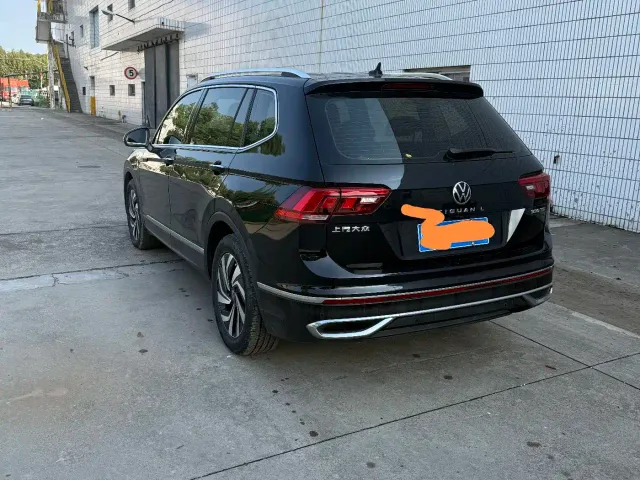 Volkswagen Tiguan L — Фото автомобиля 7