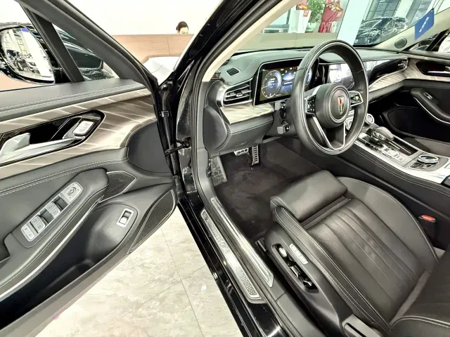 Hongqi H9 — Фото автомобиля 12