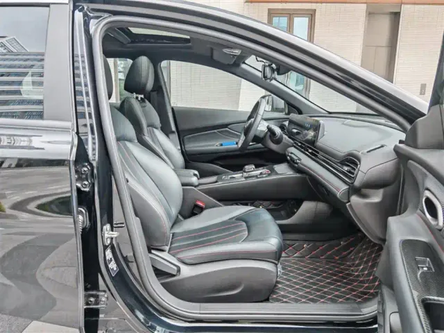 GAC Trumpchi Emkoo — Фото автомобиля 17