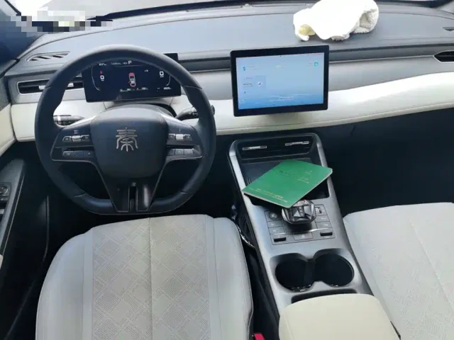 BYD Qin PLUS — Фото автомобиля 5