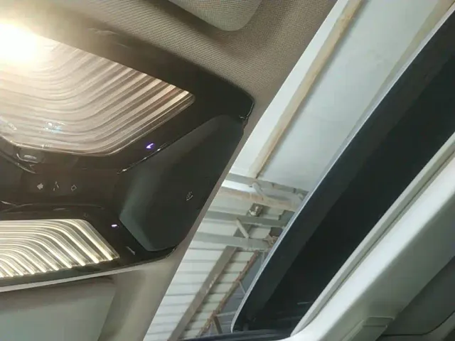 BMW 5 Series — Фото автомобиля 17