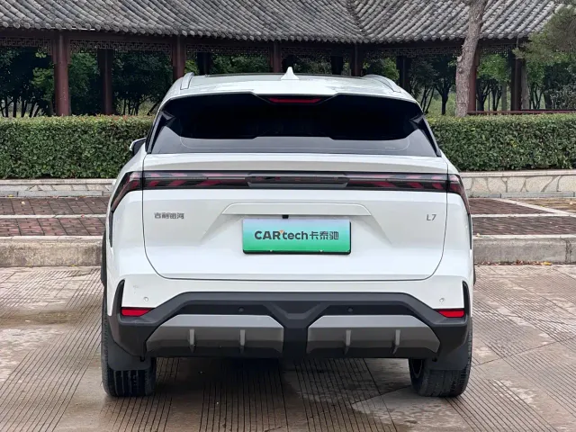 Geely Galaxy L7 — Фото автомобиля 9