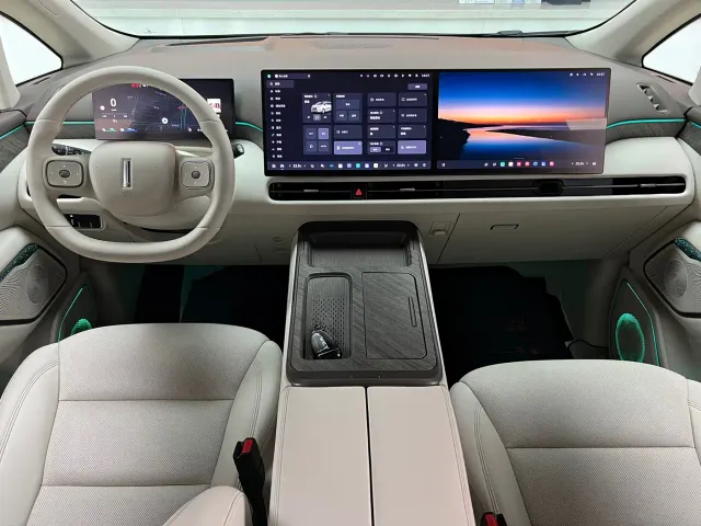 Wey Alpine — Фото автомобиля 13