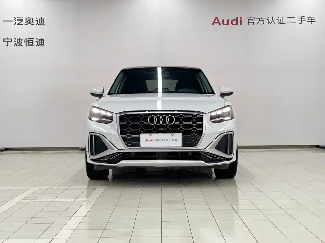 Audi Q2L — Фото автомобиля 2