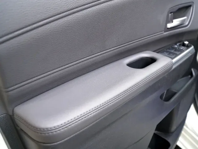 Toyota Sienna — Фото автомобиля 24