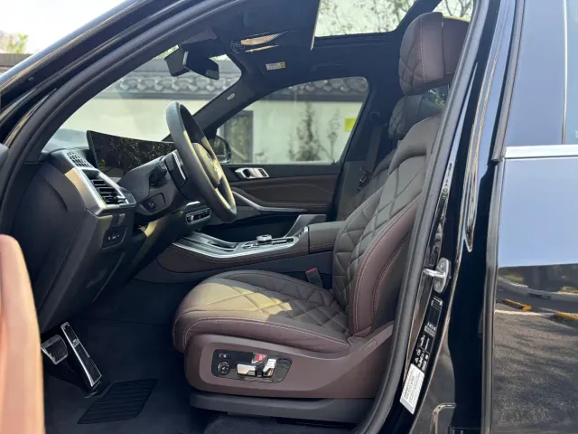 BMW X5 — Фото автомобиля 11
