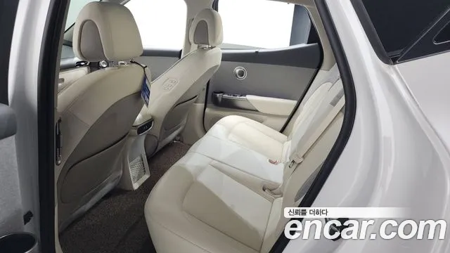 Genesis GV60 — Фото автомобиля 10