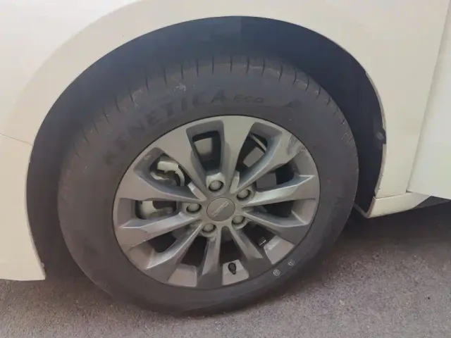 Geely Geometry A — Фото автомобиля 6