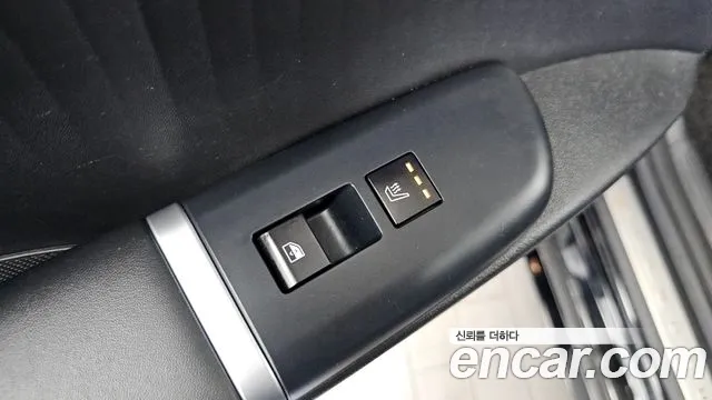Hyundai Grandeur Grandeur (GN7) 3.5 Бензин 2WD — Фото автомобиля 16
