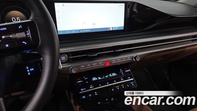 Hyundai Grandeur Grandeur (GN7) — Фото автомобиля 16