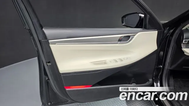 Hyundai Grandeur Новый Grandeur IG — Фото автомобиля 24