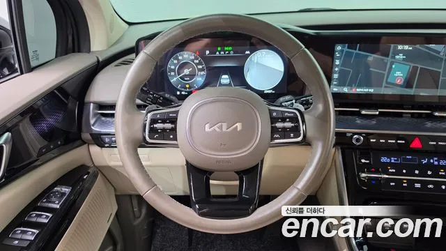 Kia Carnival Generation 4 — Фото автомобиля 14