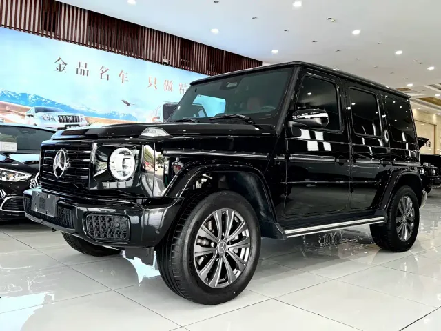 Mercedes-Benz G-Class — Фото автомобиля 2