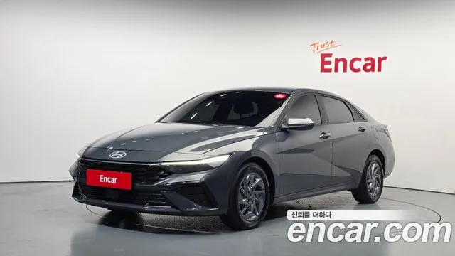 Фотография автомобиля — Hyundai Avante CN7