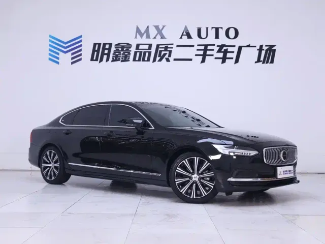 Volvo S90 — Фото автомобиля 5