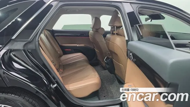 Hyundai Grandeur GN7 — Фото автомобиля 17