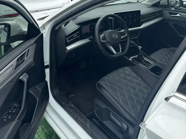 Volkswagen Sagitar — Фото автомобиля 6