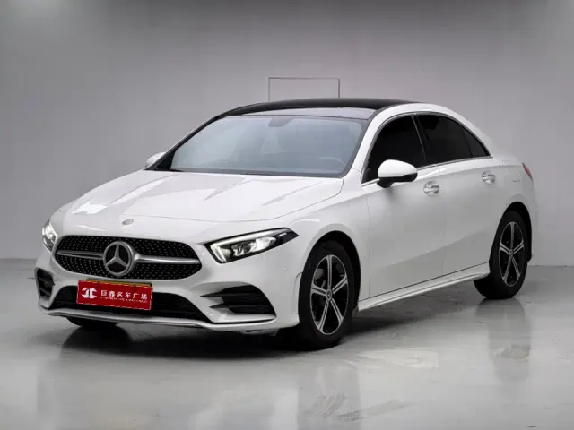Фотография автомобиля — Mercedes-Benz A-Class