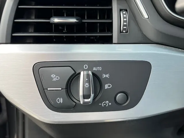 Audi A4L — Фото автомобиля 17