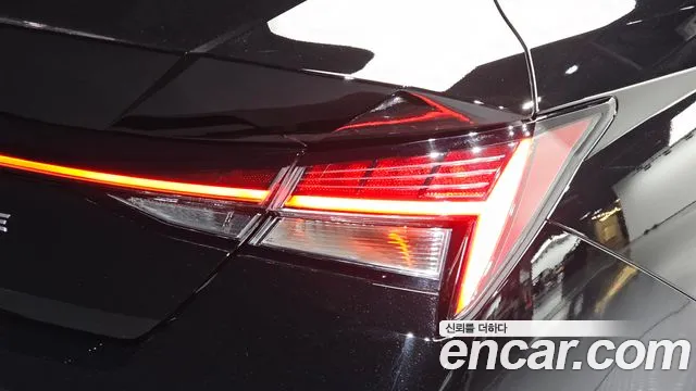 Hyundai Avante CN7 — Фото автомобиля 8