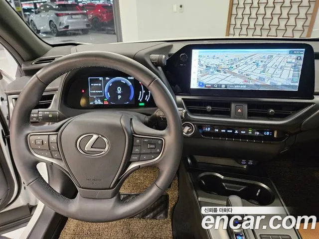Lexus UX — Фото автомобиля 9