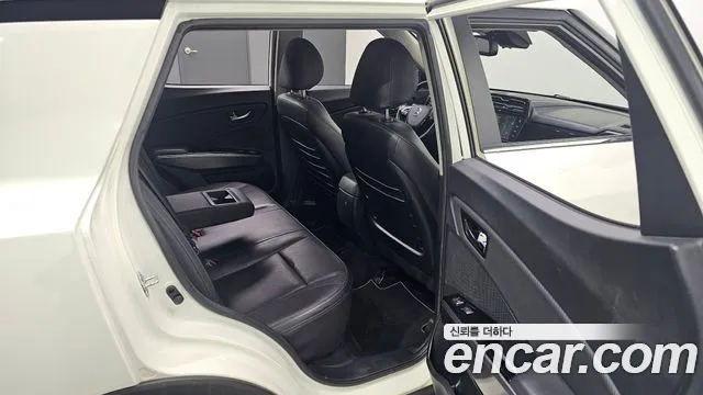 KG_Mobility_Ssangyong TIBOLI Very New Tivoli Бензин 1.5 2WD — Фото автомобиля 12