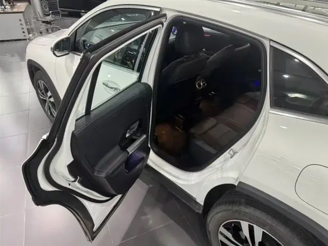 Mercedes-Benz GLA-Class — Фото автомобиля 13