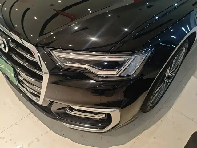 Audi A6L — Фото автомобиля 23