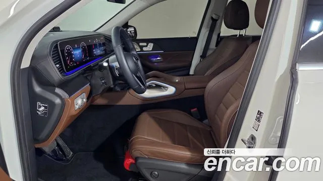 Mercedes-Benz GLE-Class — Фото автомобиля 14