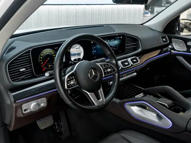 Mercedes-Benz GLE-Class — Фото автомобиля 25