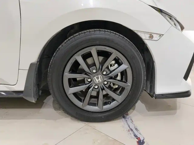 Honda Civic — Фото автомобиля 6