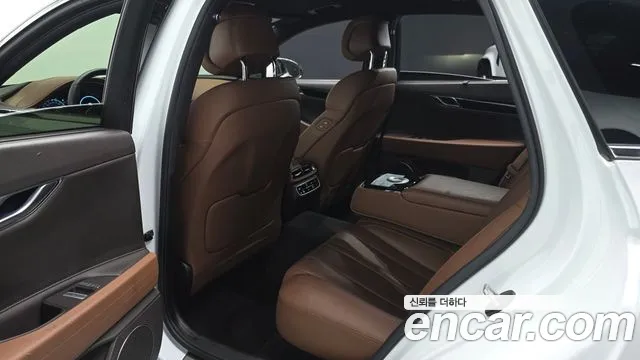 Genesis G80 Бензин 2.5 турбо AWD — Фото автомобиля 9