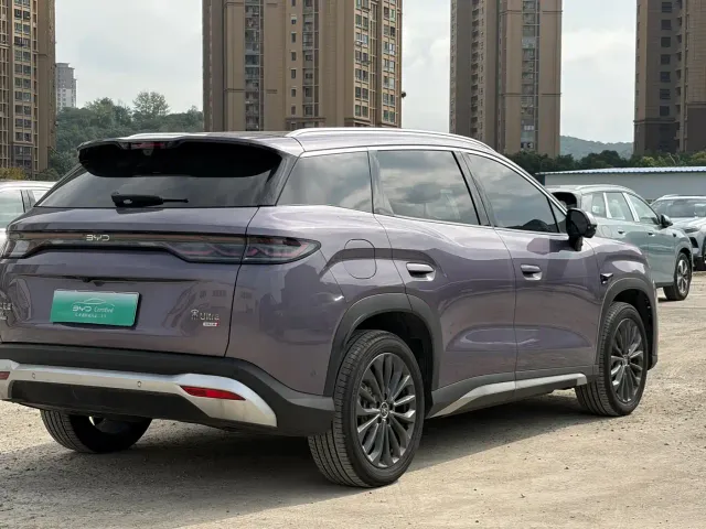 BYD Song Ultra — Фото автомобиля 6