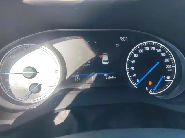Toyota Venza 2023 2.5L Smart Hybrid FWD Luxury — Фото автомобиля 14