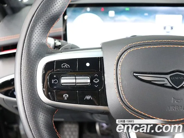 Genesis GV70 — Фото автомобиля 14