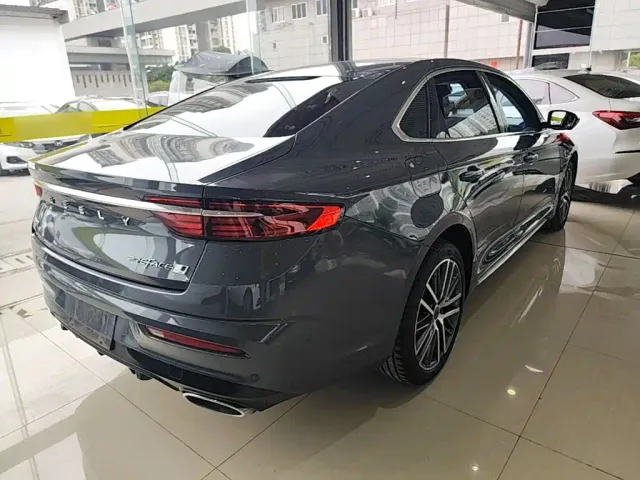 Geely Xingrui — Фото автомобиля 6