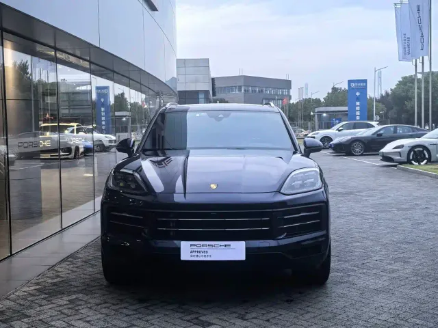 Porsche Cayenne — Фото автомобиля 2