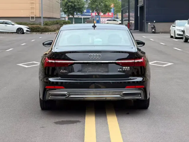 Audi A6L — Фото автомобиля 5