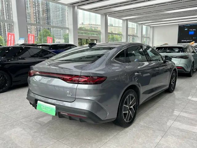 BYD Qin L — Фото автомобиля 10