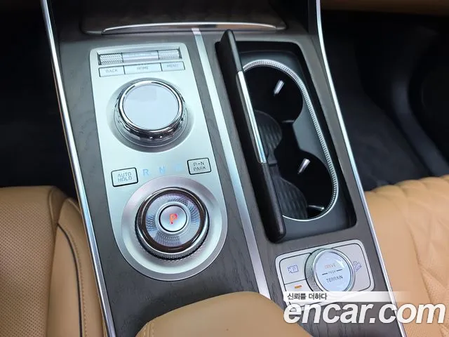 Genesis GV80 — Фото автомобиля 12