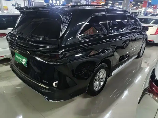 Toyota Granvia — Фото автомобиля 6