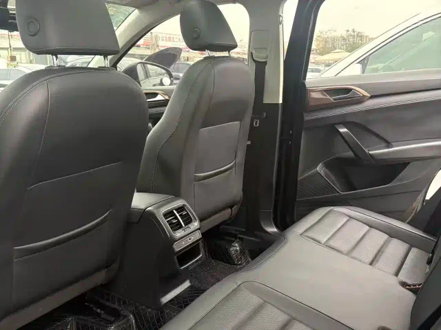 Volkswagen Tharu — Фото автомобиля 5