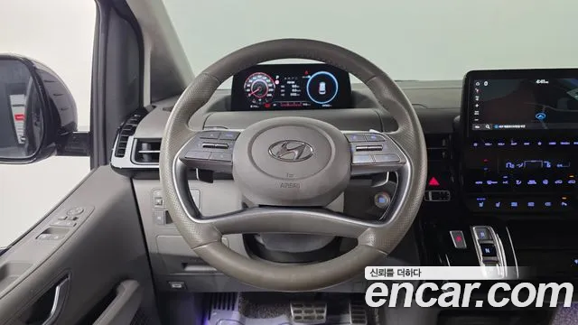 Hyundai Staria Staria 4WD Lounge 9 мест — Фото автомобиля 15