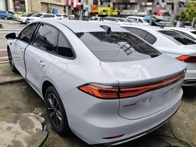 Geely Galaxy A7 — Фото автомобиля 4